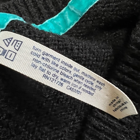 🌷Aeropostale crew neckline sweater - Picture 4 of 5